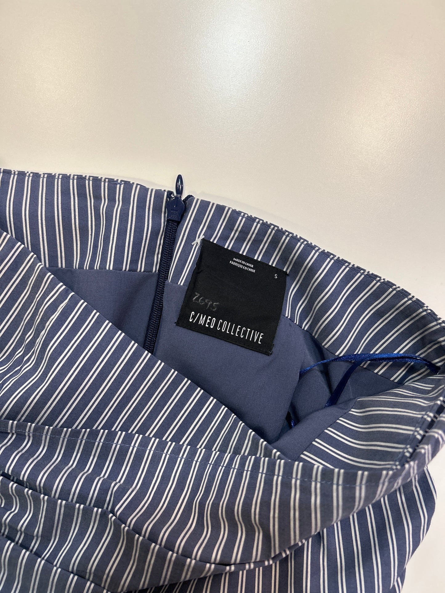 FALDA ASIMETRICA C/MEO COLLECTIVE