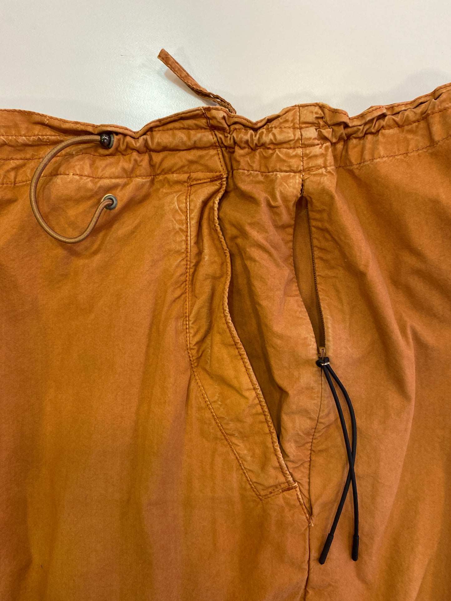 SHORT MAHARISHI