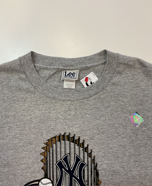 Polera Lee NY Champions