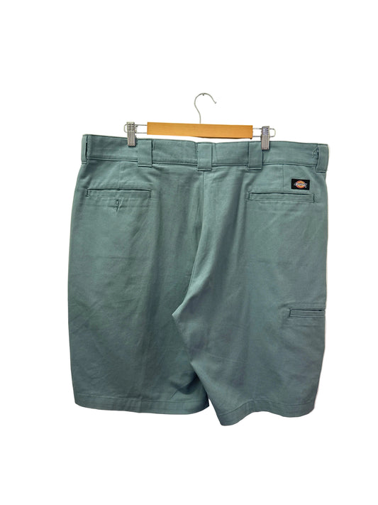 Short Dickies