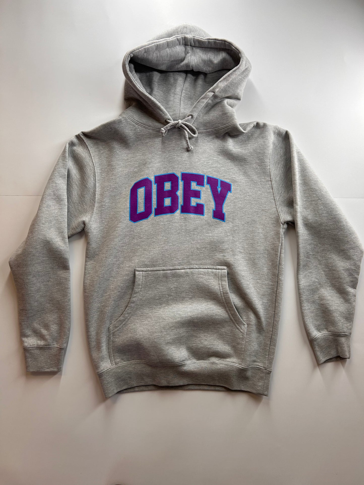 POLERON OBEY