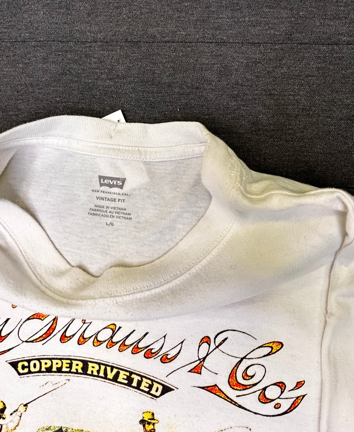 Polera Levi’s logo