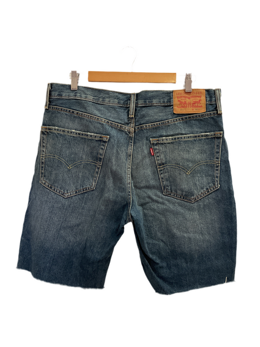 SHORT LEVIS 511