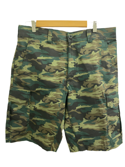 SHORT CAMO DICKIES NUEVO CON ETIQUETA, LOGO REFLECTANTE