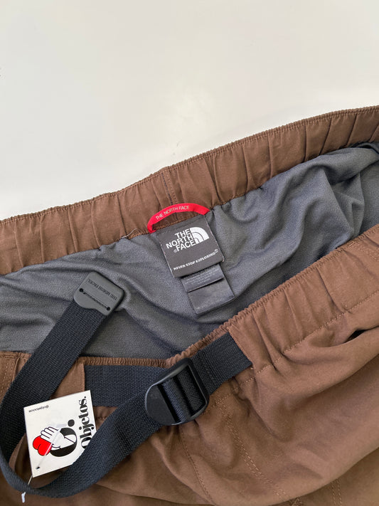 SHORT THE NORTH FACE