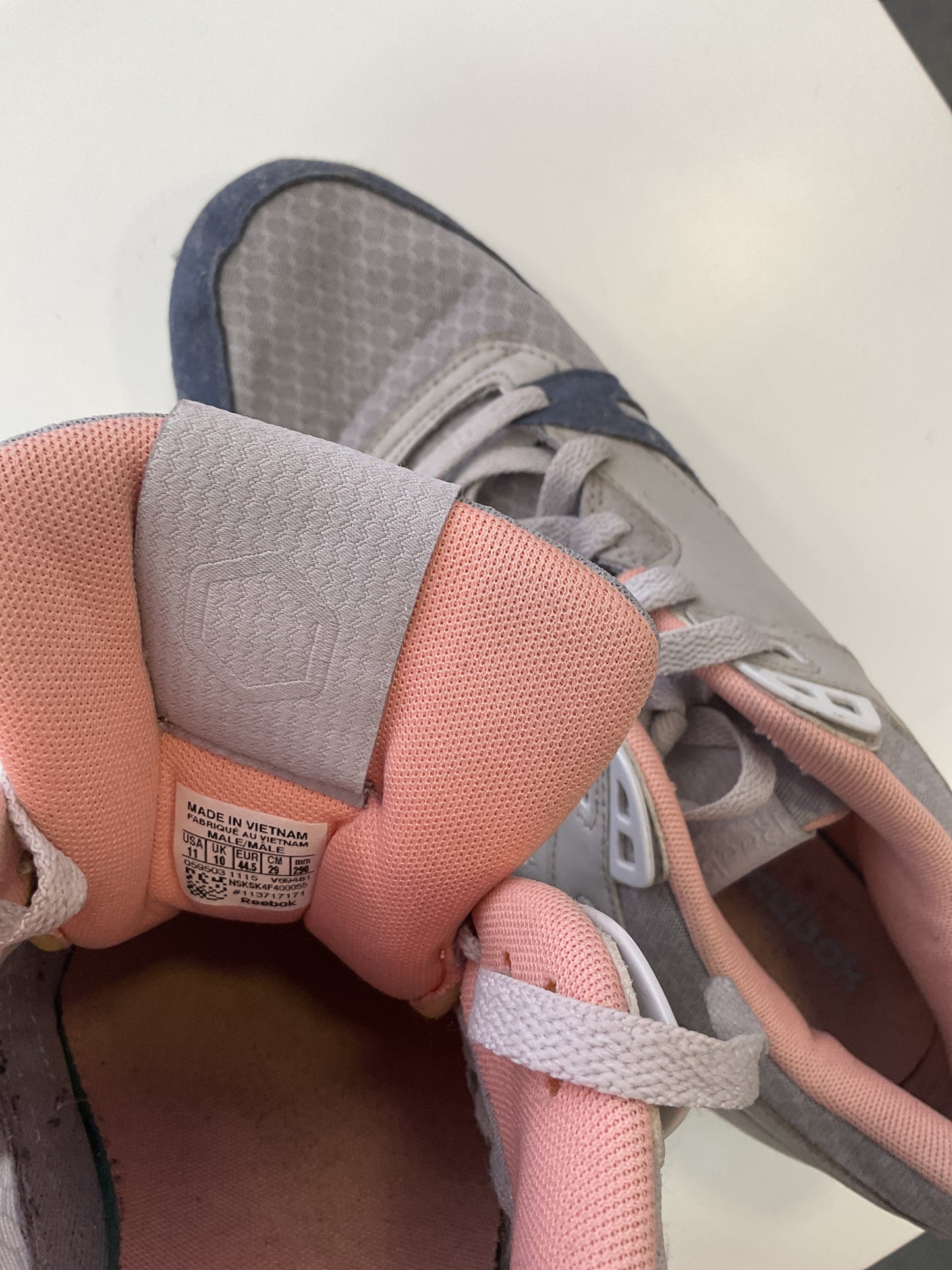 ZAPATILLAS REEBOK VENTILATOR HEXALITE GRIS V69481