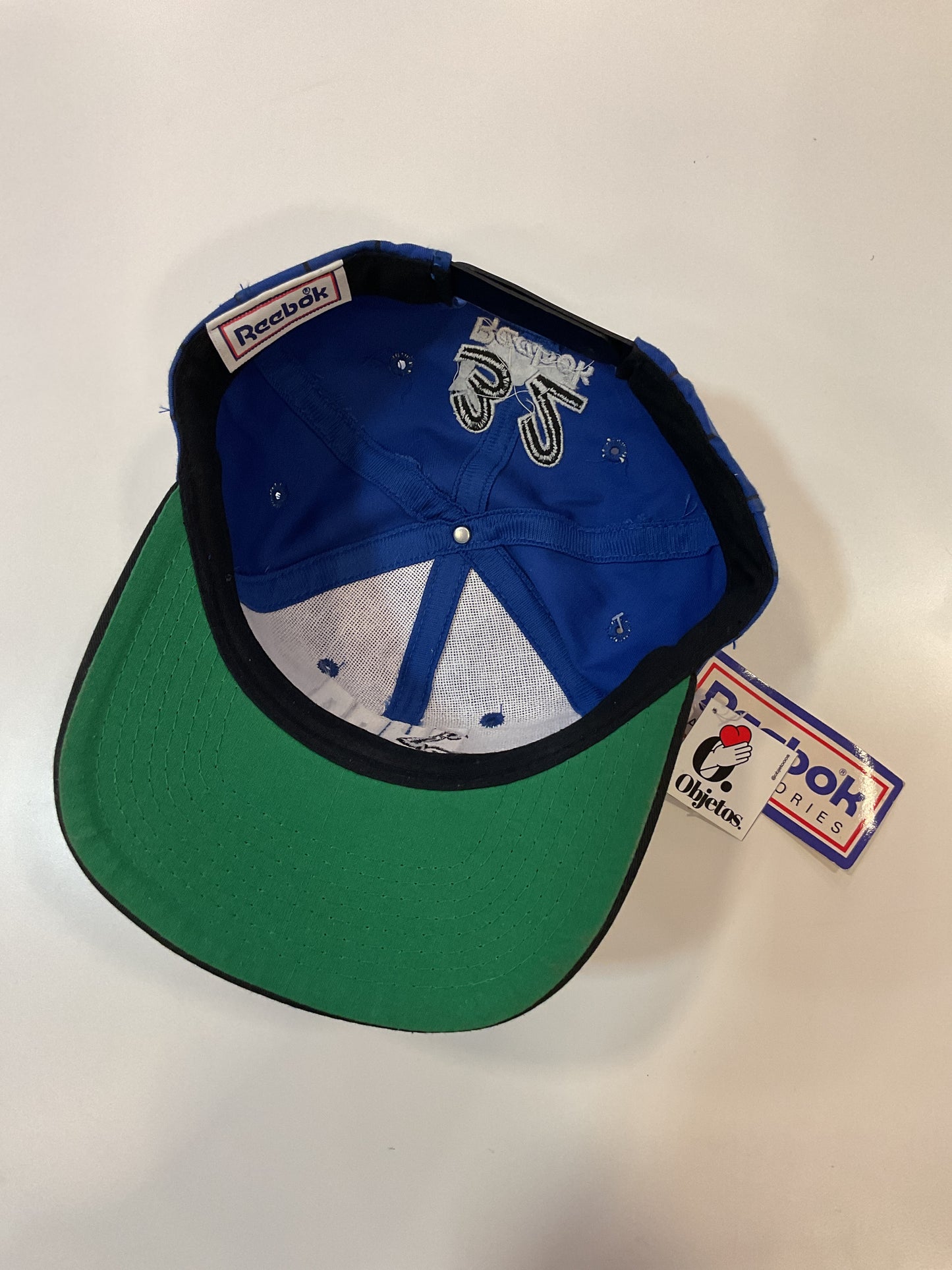 GORRA SNAPBACK VINTAGE REEBOK SHAQUILLE O’NEAL