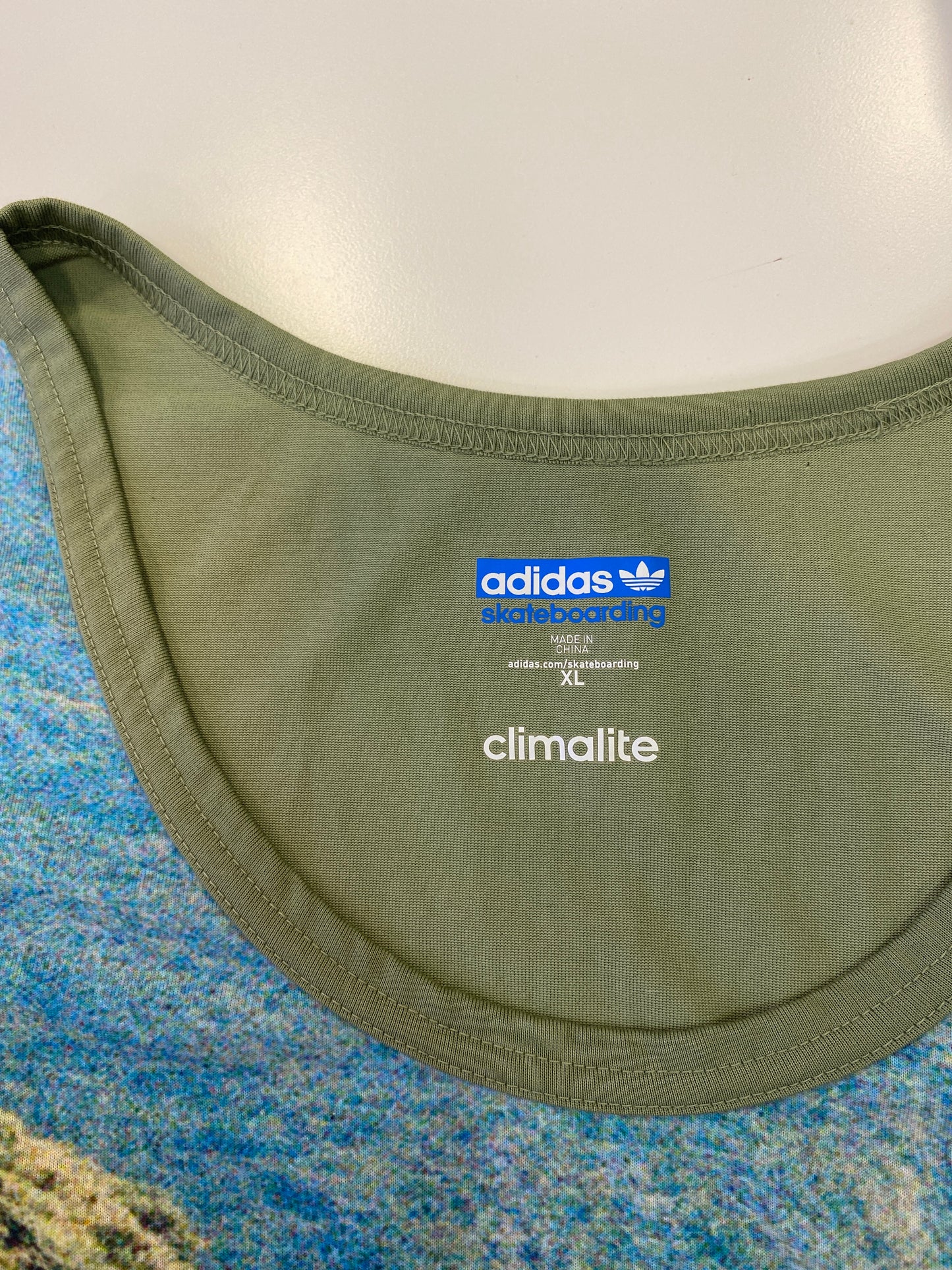 POLERA ADIDAS SKATEBOARDING CLIMALITE