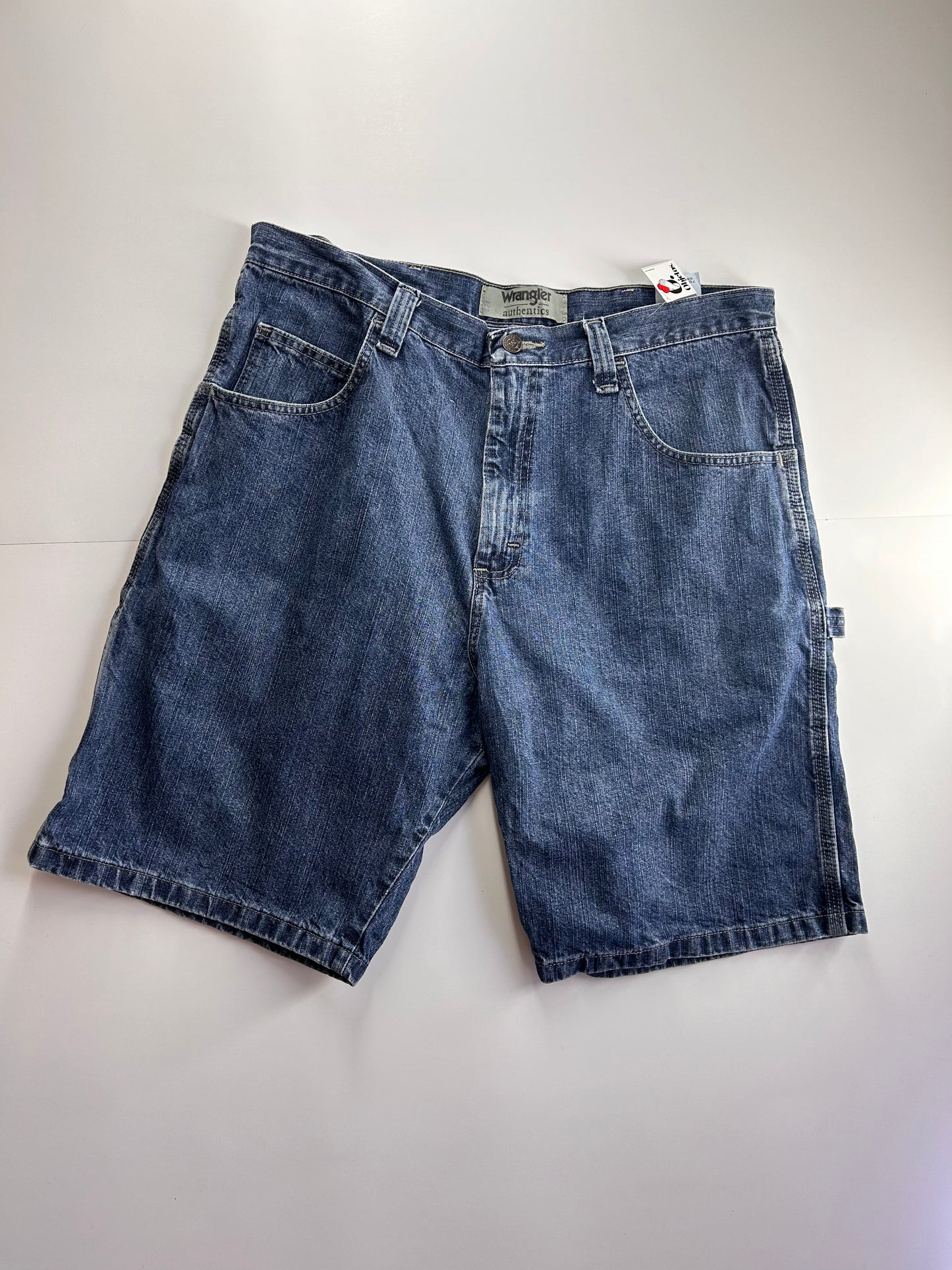 SHORT WRANGLER